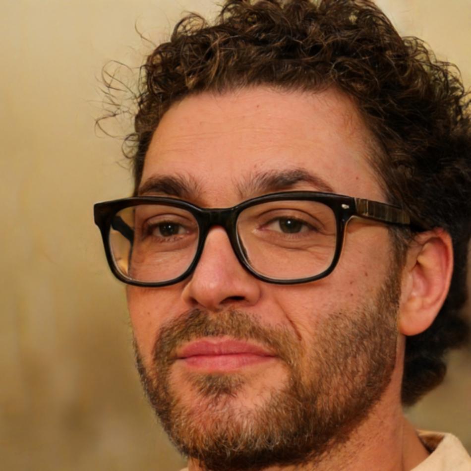 Dr. Leonhard Bachmann, Sicherheitsanalyst